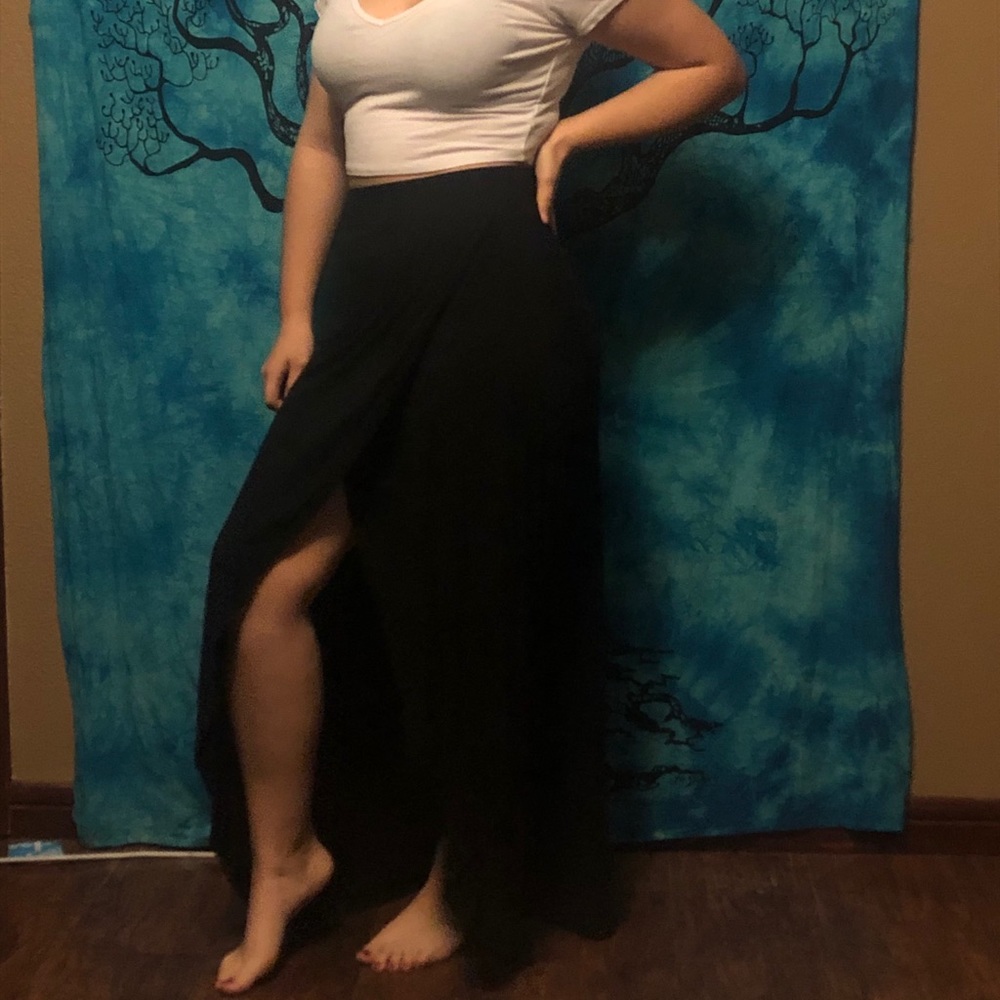 Black skirt